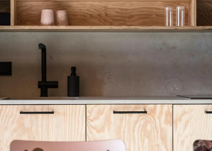 Pfoertner Penthouse *