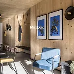 Pfoertner Penthouse Διαμέρισμα Hausham