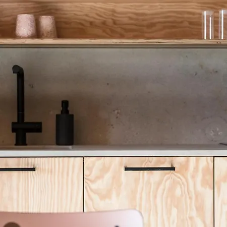 Pfoertner Penthouse *