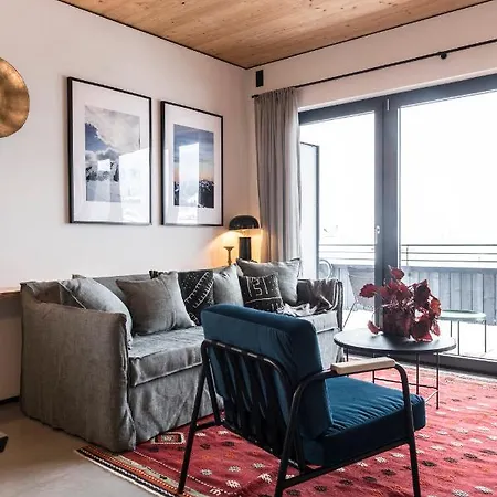 Pfoertner Penthouse Διαμέρισμα Hausham