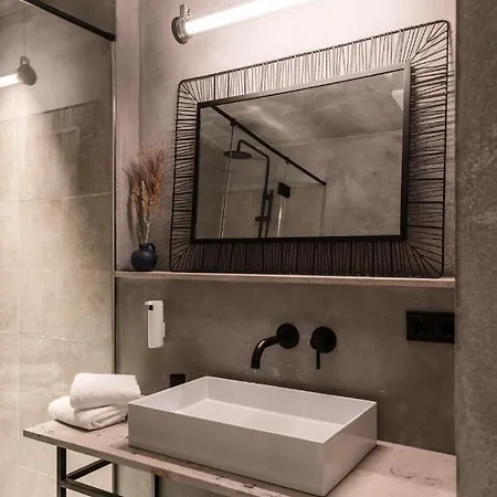 Pfoertner Penthouse * האוסהם