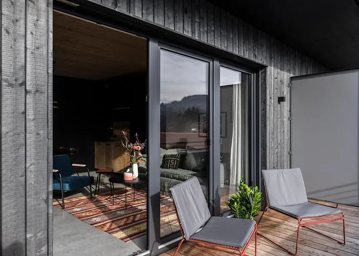 Pfoertner Penthouse *