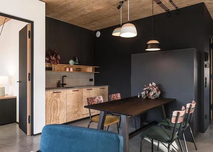 Pfoertner Penthouse Apartamento